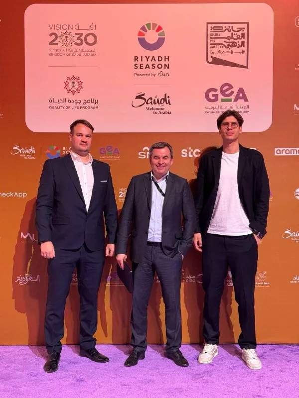 L’équipe ARTEKI au Golden Pen Award